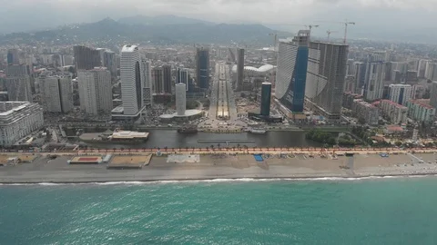 Skyscapers under construction in downtown of Batumi. House of Justice 库存影片 120833712