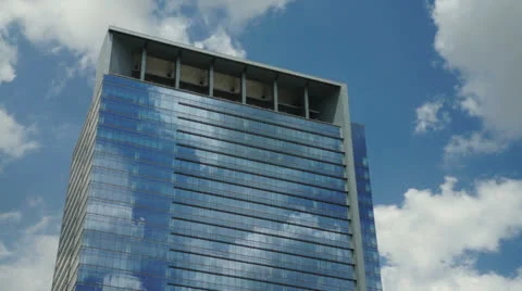 Skyscraper Cloud Time Lapse 스톡 동영상 24854368
