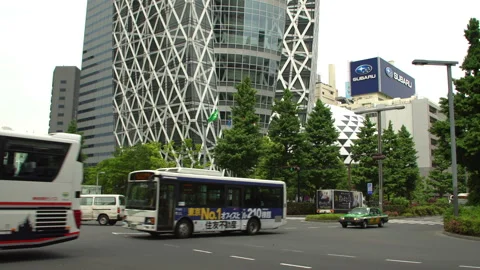 Skyscraper Mode Gakuen Cocoon Tower is located in Nishi-Shinjuku in Tokyo 스톡 동영상 103645108