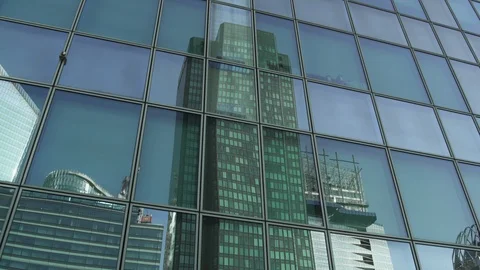 Skyscraper reflection with green glass windows at business district in Paris, Stock Footage 119362546