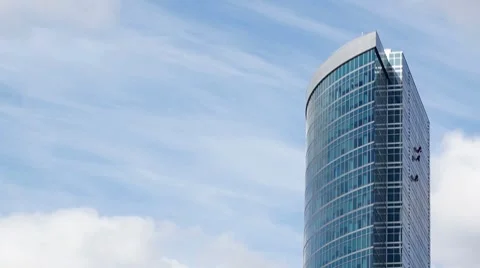 Skyscraper, sky and window washers, time-lapse Stock Footage 8692513