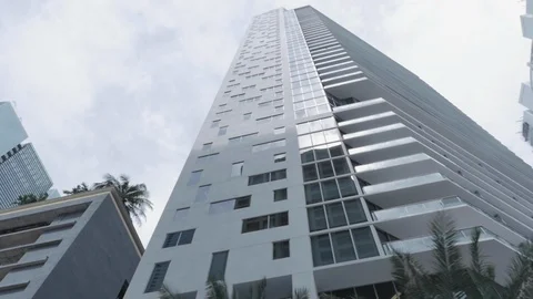 Skyscraper Slow Motion in low angle in Miami brickell business district the day. Stock-Footage 110768453