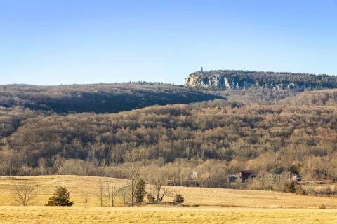Skytop Tower and Eagle Cliff, Mohonk Preserve, Upstate New York, USA Stock Photos