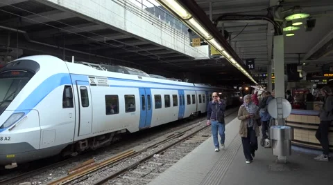 SL shuttle train arrives to platform of Stockholm C station Stock Footage 67384819