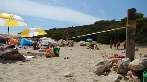 Slackline performance on beach Stock Footage 43812956