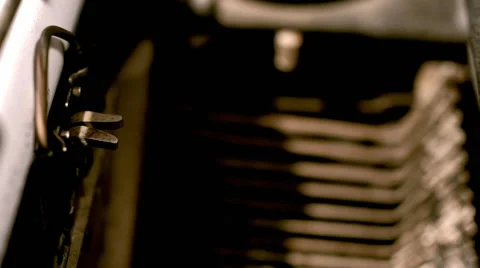 Slamming bars of an old typewriter Stockbeeldmateriaal 50572784