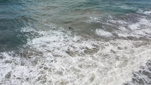 The slapping waves Video stock 122623678