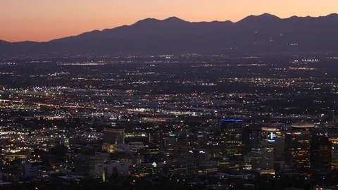 SLC dusk pan wide Vídeos de archivo 84997181