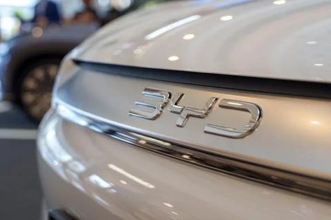 Sleek front design of the BYD M6 electric vehicle Stock Photos