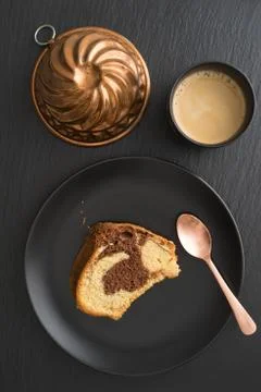 Slice of marble cake Foto stock