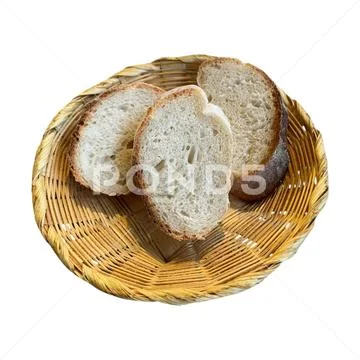 Sliced   bread in a wicker basket.-1 PSD 템플릿