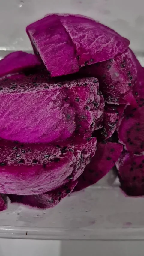 Sliced dragon fruit Stock Footage 330442775