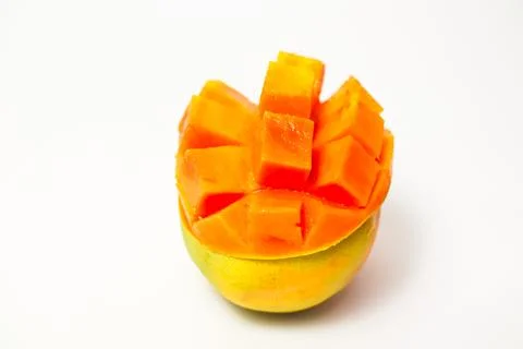 Sliced ??mango isolated on white background, fresh orange mango 스톡 사진