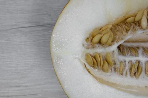 Sliced melon. Juicy melon pulp. Yellow melon. Foto stock