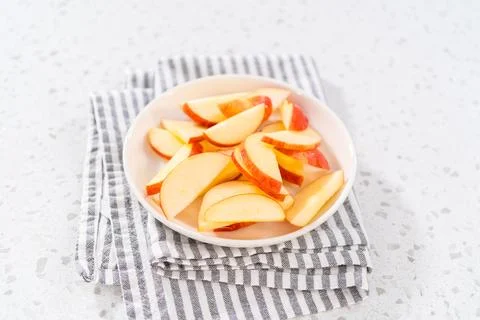 Sliced red apples Foto stock