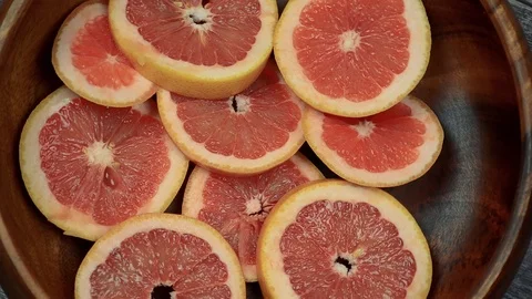 Sliced red grapefruit Video stock 103111382