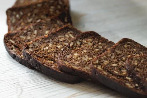 Sliced rye bread on the table Foto stock