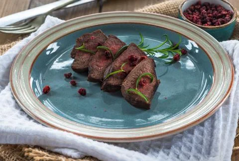 Sliced venison steak Foto stock