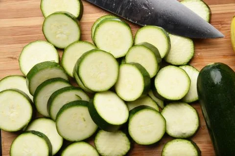 Sliced zucchini Foto stock