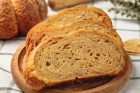Slices of craft pumpkin bread Foto stock