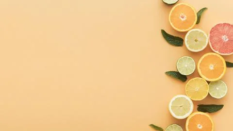 Slices oranges lemons copy space Resolution and high quality beautiful photo Foto stock
