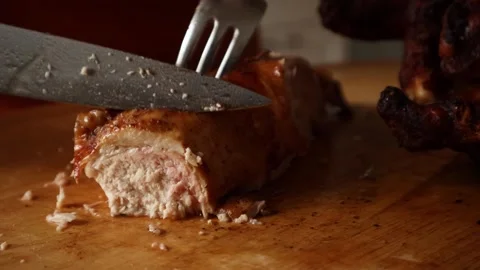 Slicing chicken 스톡 동영상 177756539