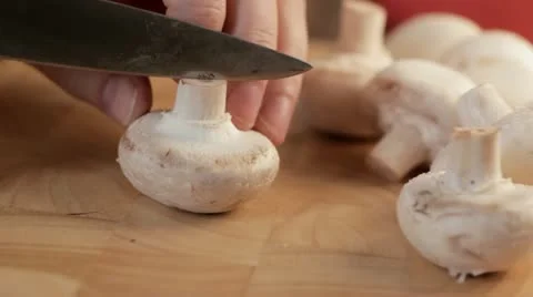 Slicing mushrooms 스톡 동영상 11883925
