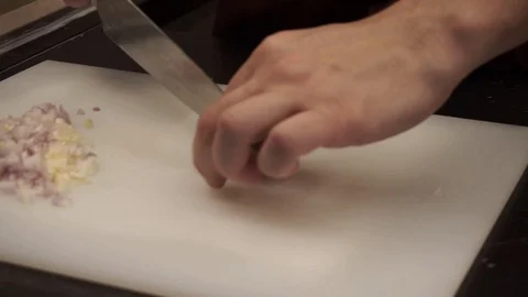 Slicing mushrooms Video stock 113526925