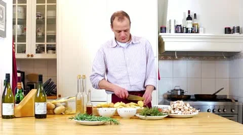 Slicing potatoes Stock Footage 18091505