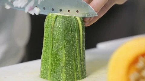 Slicing pumpkin Stock Footage 77046095