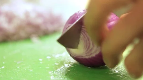 Slicing purple onion Stock Footage 75276234