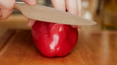 Slicing red pepper Vídeo Stock 11890027
