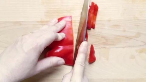Slicing red pepper Vídeo Stock 281905801