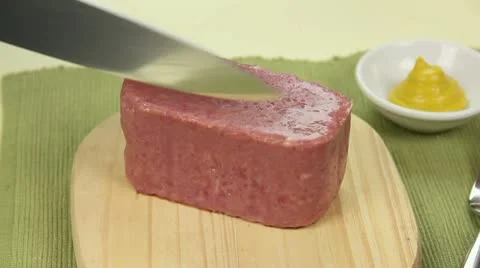 Slicing Spam Video stock 9193045
