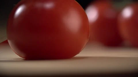 Slicing tomato with knife 스톡 동영상 64702450