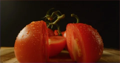 Slicing tomato macro shot Видео 126295226