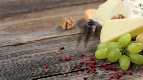 Slide across a Various types of cheese Stock Footage 60180981