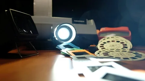 Slide projector light particles Video stock 109484751