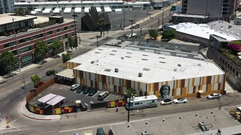 Slight Orbit Of A Unique Warehouse Vídeo Stock 209682123