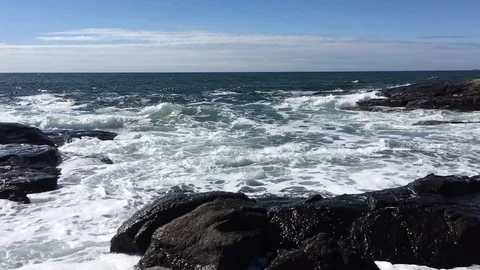 Slo mo Cape Neddick Waves 01 pt3 Stock-Footage 115590430
