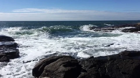 Slo mo Cape Neddick Waves 01 pt1 Video stock 115590434