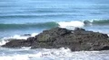 slo mo Pacific ocean rip curl waves smashing into rock HD 동영상