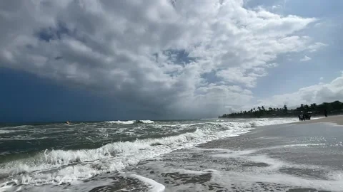 Slo-mo waves 库存影片 254640670