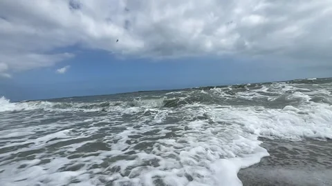 Slo-mo waves 库存影片 254640699