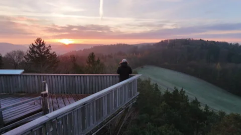 Slomo In to the Sun from behind 29.97FPS Stock Footage 322963131