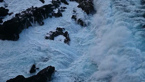 Slomotion Waves Hawaii 8 Stock Footage 324891276