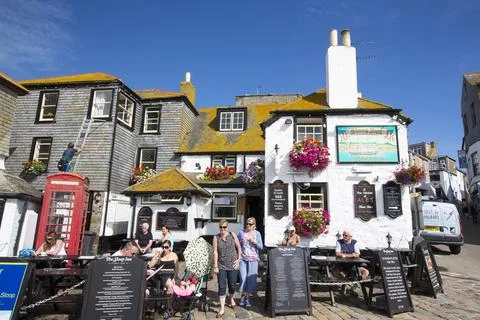 The Sloop Inn in St Ives, Cornwall, UK. Stock Photos