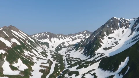 Slopes of Vachkazhets mountain chain 库存影片 104194546
