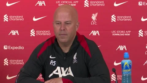Slot hails van Dijk contract extension ahead of Leicester match Stock Footage 306933449