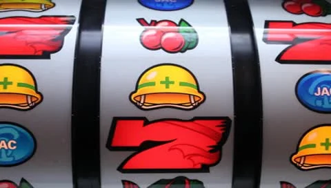 Slot machine wheels spinning 動画素材 8996803
